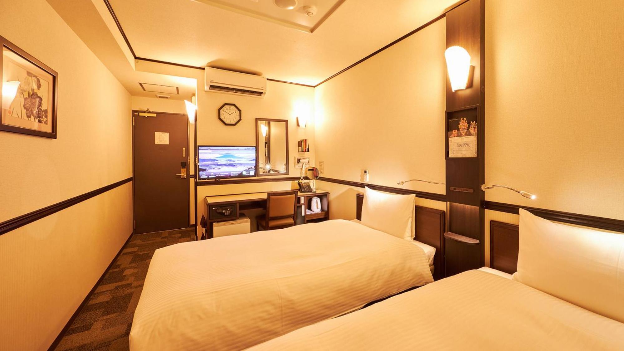 Toyoko Inn Kintetsu Yokkaichi Eki Kita Guchi Δωμάτιο φωτογραφία